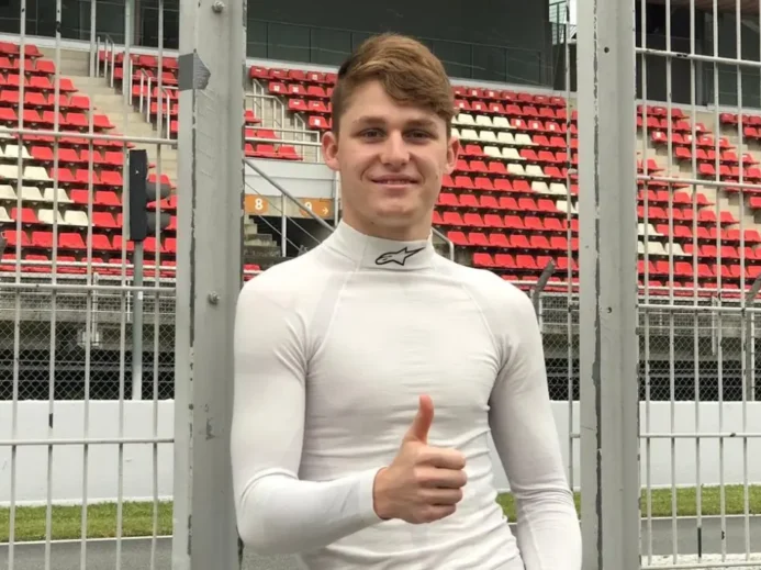 Roman Staněk má šanci zazářit ve Formuli 1.