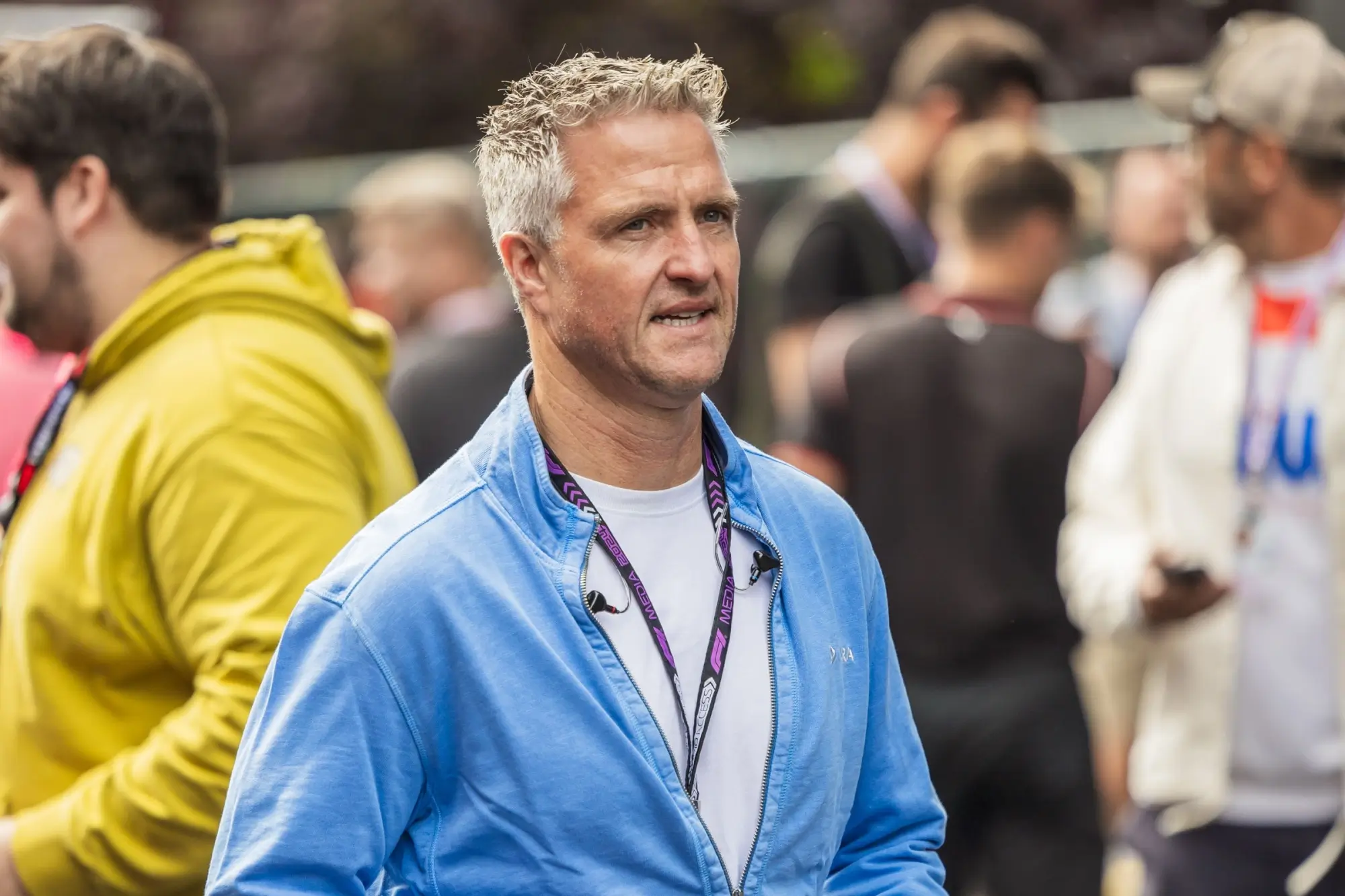 - MotorGuru.cz Mladší bratr Ralf na jednom ze závodů.