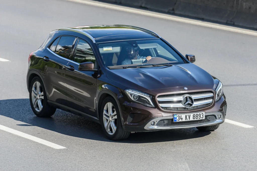 - MotorGuru.cz Mercedes-Benz GLB