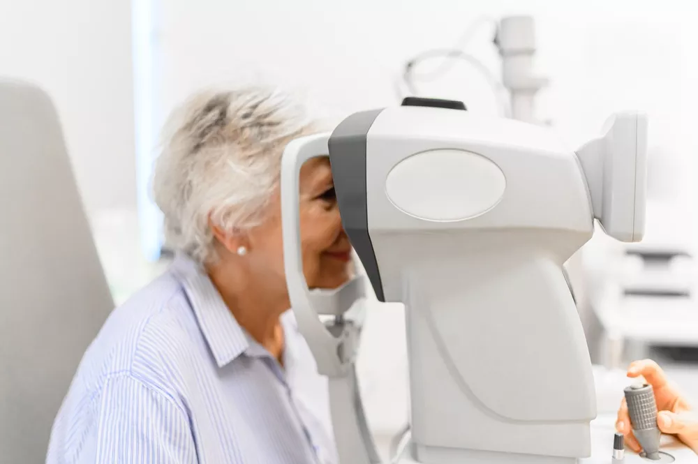 Součástí zdravotní prohlídky je test zraku