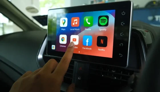 Netflix v autě? Se speciální krabičkou žádný problém