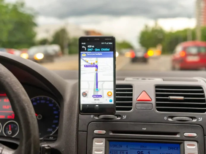 Navigace v autě