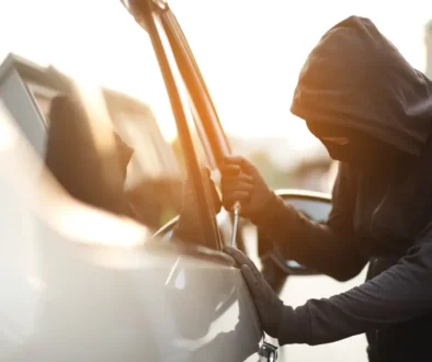 Pro zloděje jsou cennosti v autě velkým lákadlem.