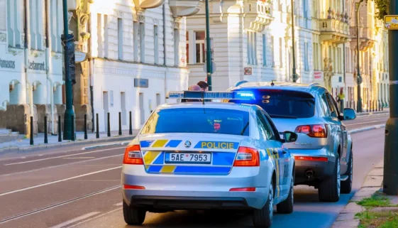 Chybí vám řidičský průkaz u silniční kontroly? Nemusí to být nutně problém.