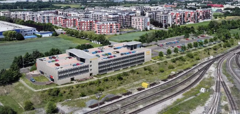 - MotorGuru.cz Parkoviště na Zličíně pojme až 596 aut přímo u metra B.