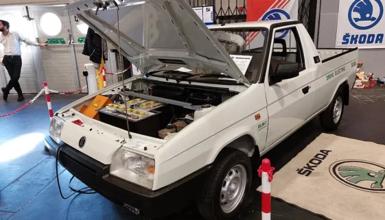 Škoda Elmo - vůz založený na modelu Eltra přizpůsobený řízení vpravo, nejčastěji ve verzi pick-up | Wikimedia.org