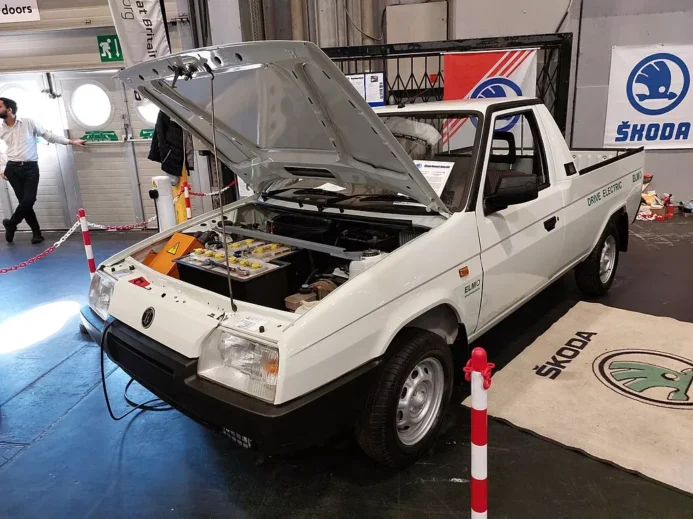 Škoda Elmo - vůz založený na modelu Eltra přizpůsobený řízení vpravo, nejčastěji ve verzi pick-up | Wikimedia.org