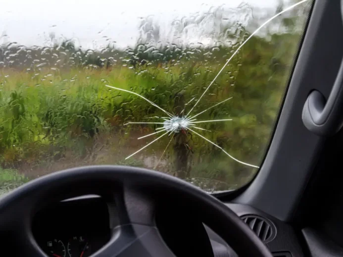 Prasklina čelního skla