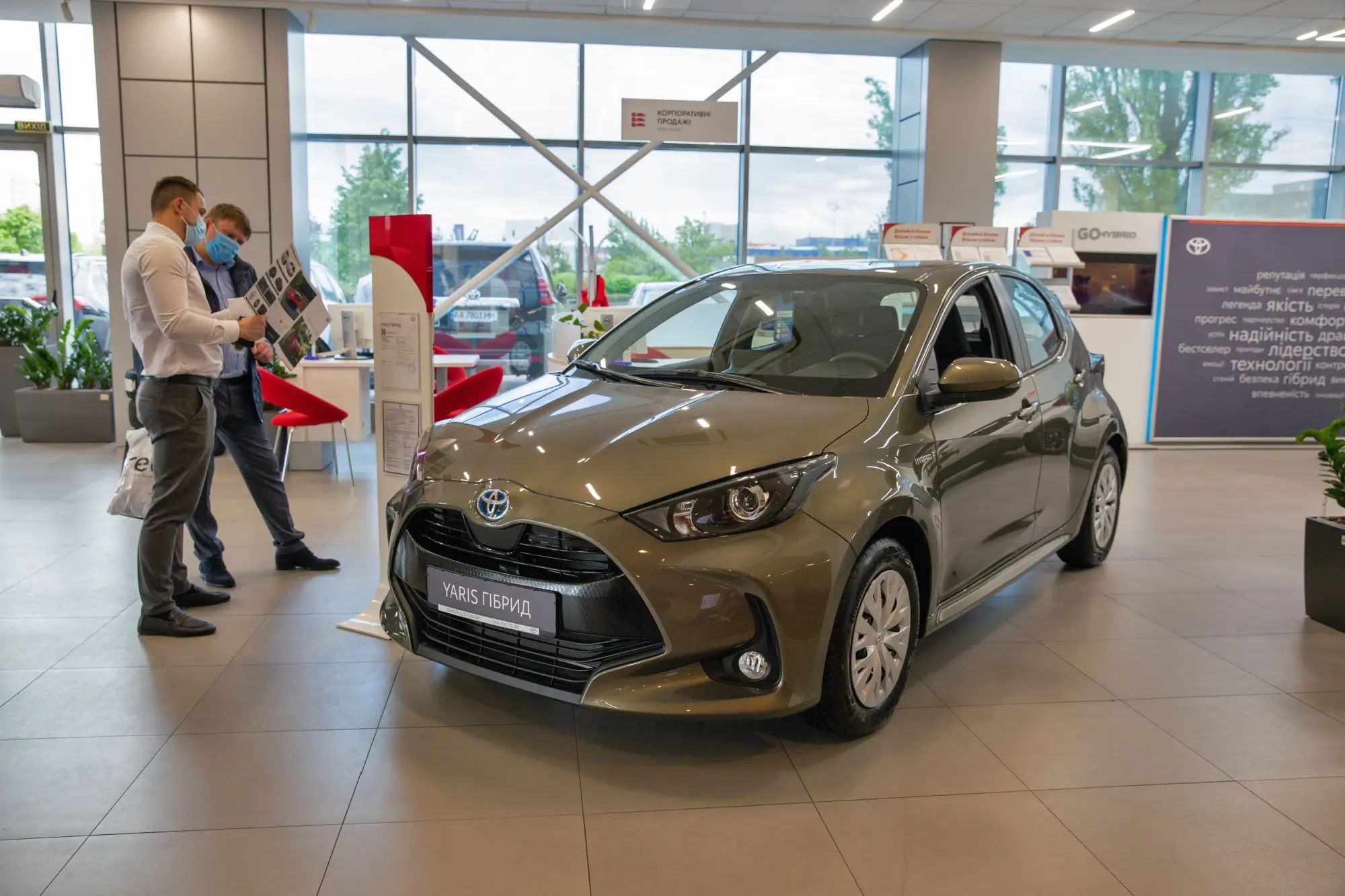 Toyota Yaris hybrid je ideální volbou zejména do města.