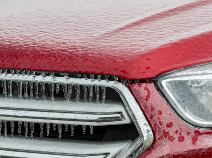 Zakrýt masku se v zimě může vyplatit.