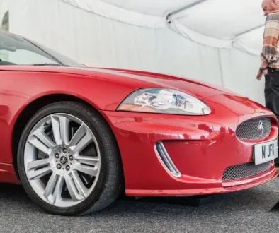 Auta, co vypadají na miliony, můžete pořídit levně.